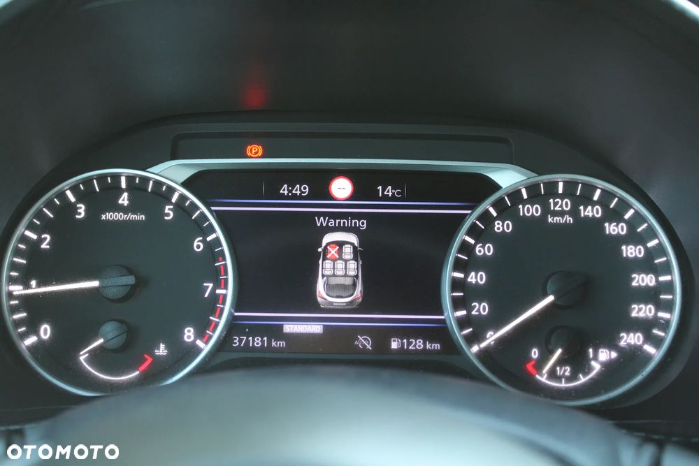 Nissan Juke 1.0 DIG-T Tekna - 11