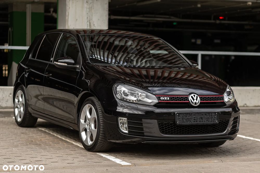 Volkswagen Golf 2.0 TSI GTI - 11
