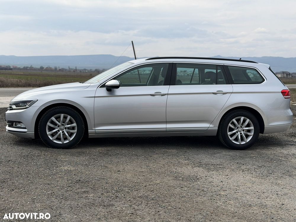 Volkswagen Passat 2.0 TDI (BlueMotion Technology) Comfortline - 14