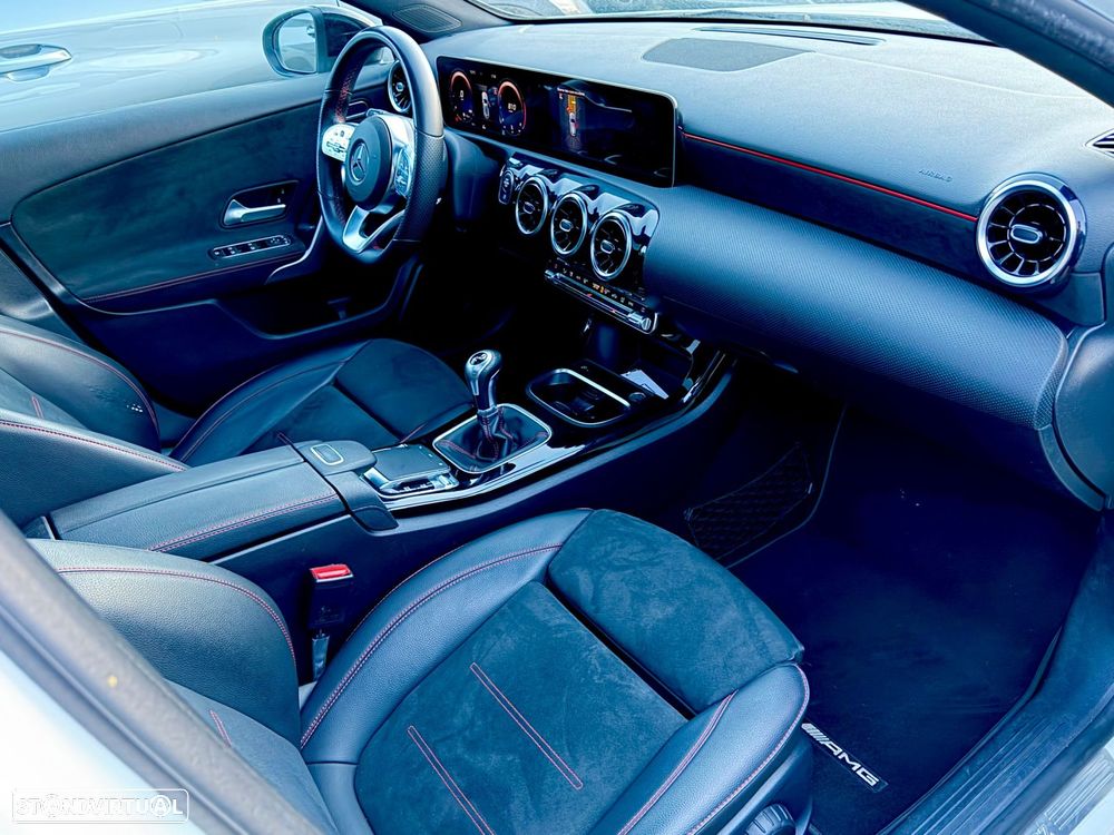 Mercedes-Benz A 160 AMG Line - 13