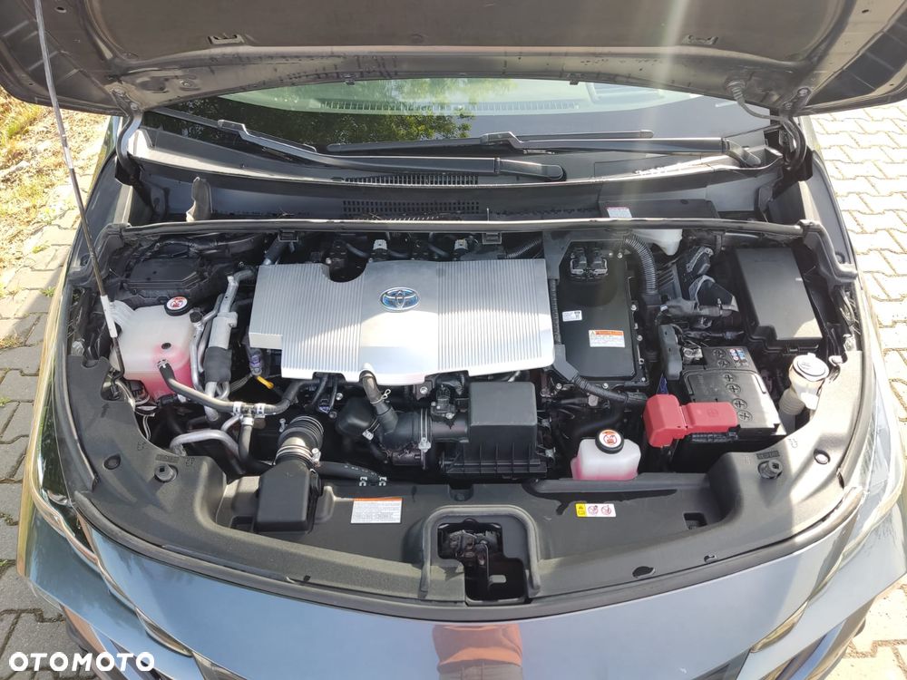 Toyota Prius - 25