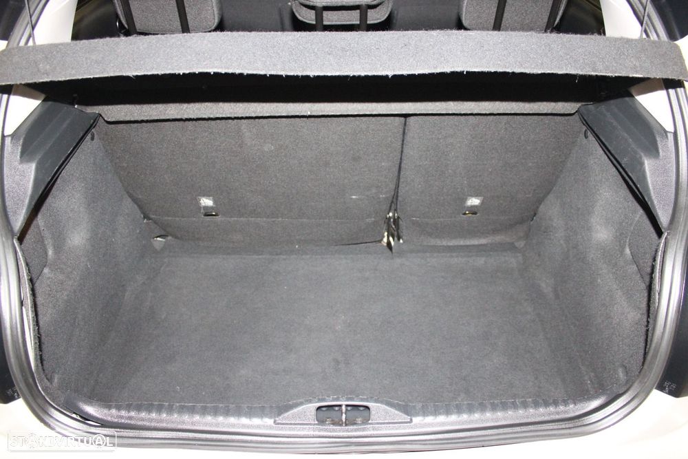 Citroën C3 1.2 PureTech Feel - 27