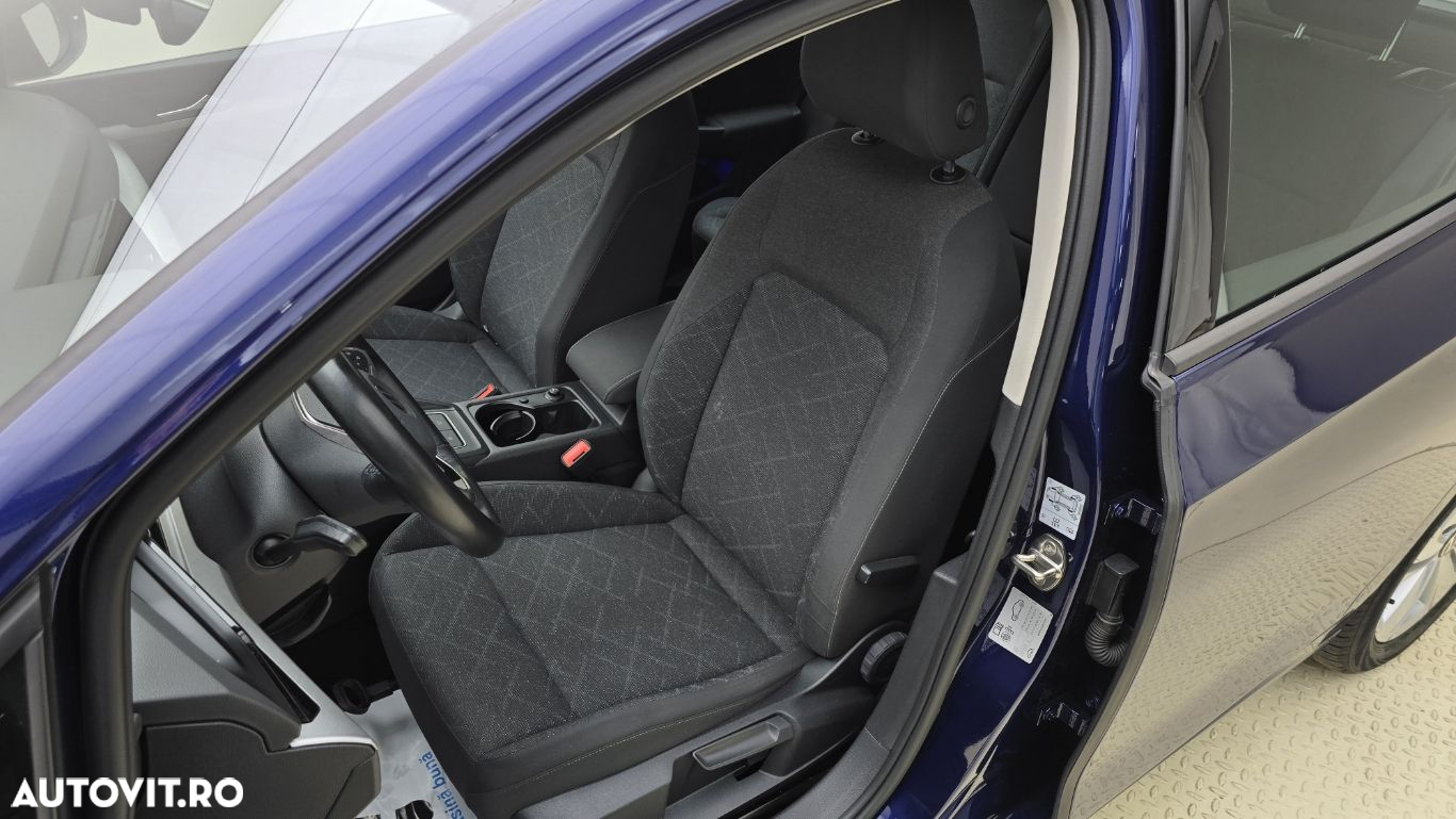 Volkswagen Golf 2.0 TDI Life - 12