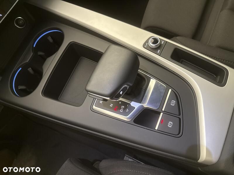 Audi A4 Limousine 40 TDI mHEV Quattro S tronic - 17