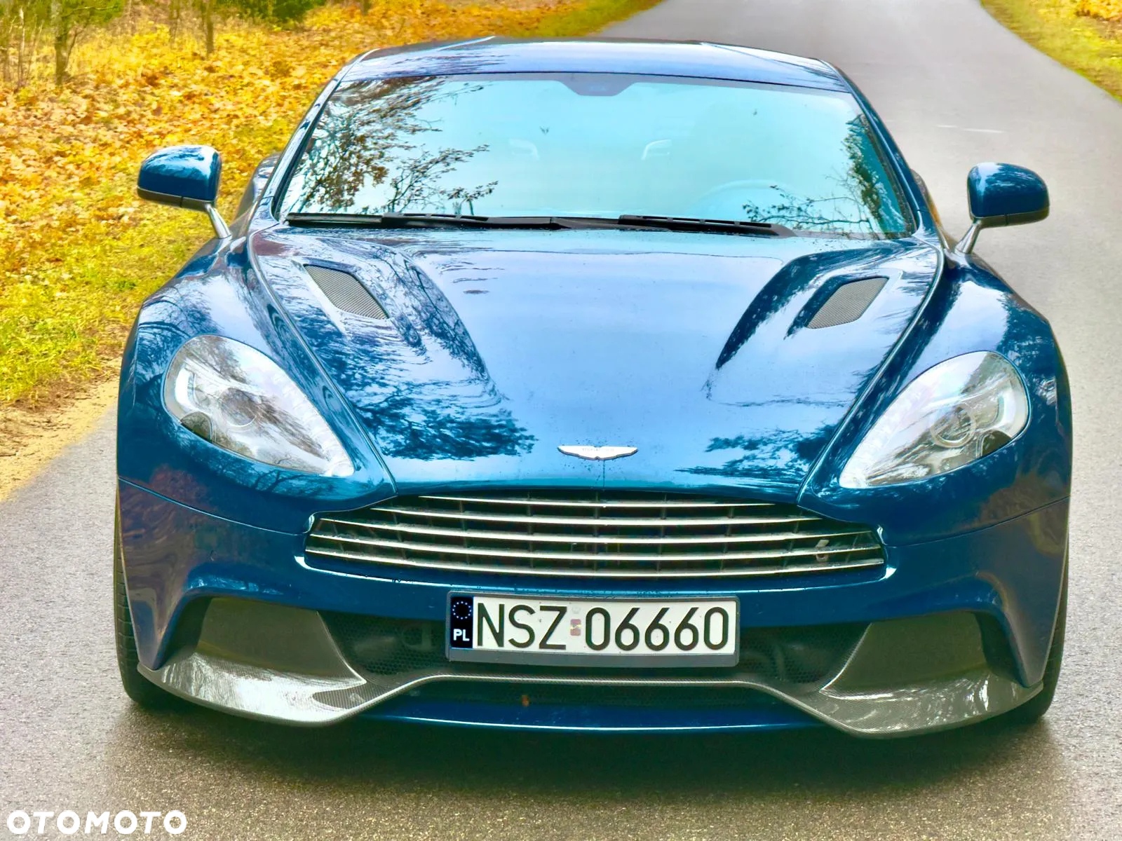 Aston Martin Vanquish - 18