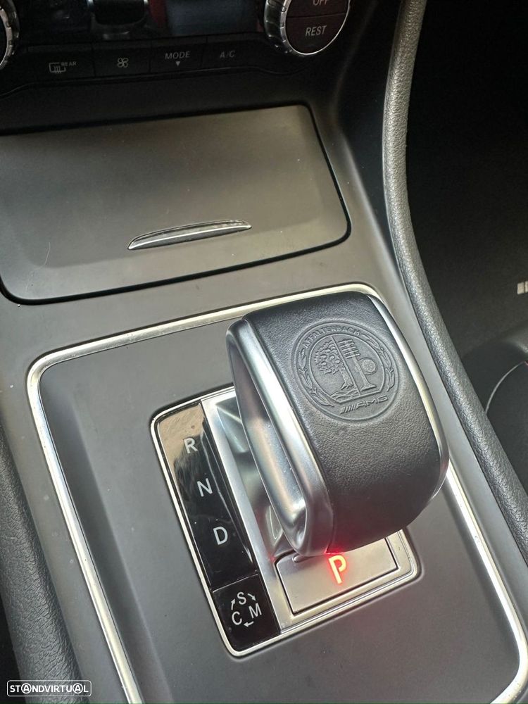 Mercedes-Benz A 45 AMG 4-Matic - 16