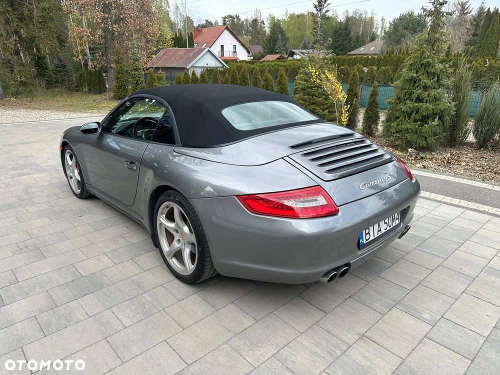 Porsche 911 Carrera 4 S - 6