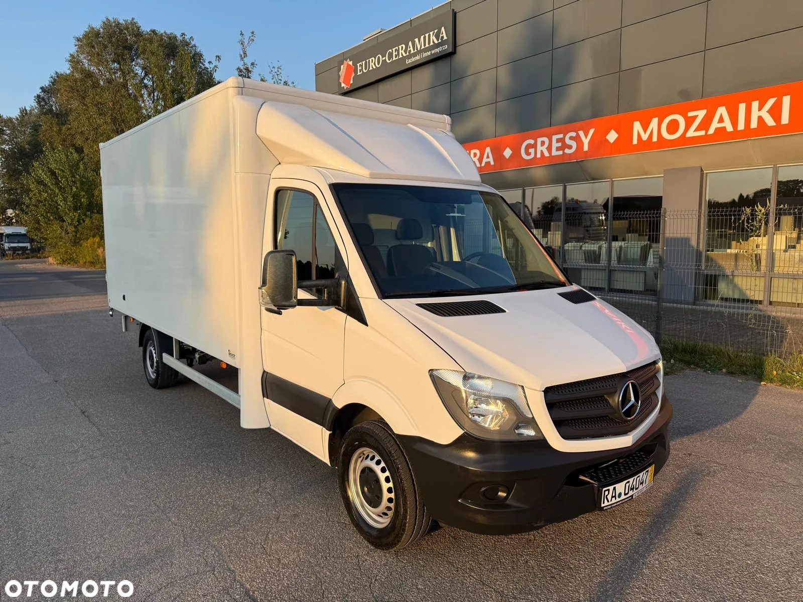 Mercedes-Benz Sprinter 319, 3.0 190KM, Automat, Niski przebieg - 12