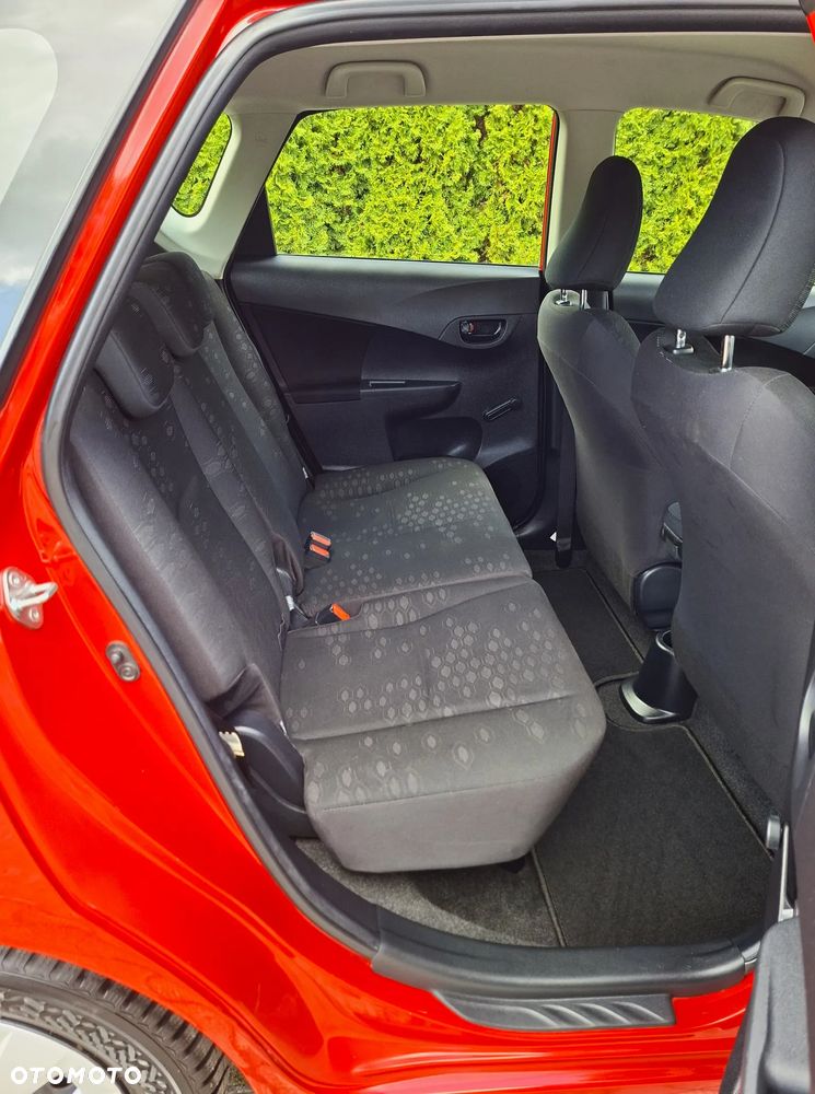 Subaru Trezia 1.3i Active Sport - 11