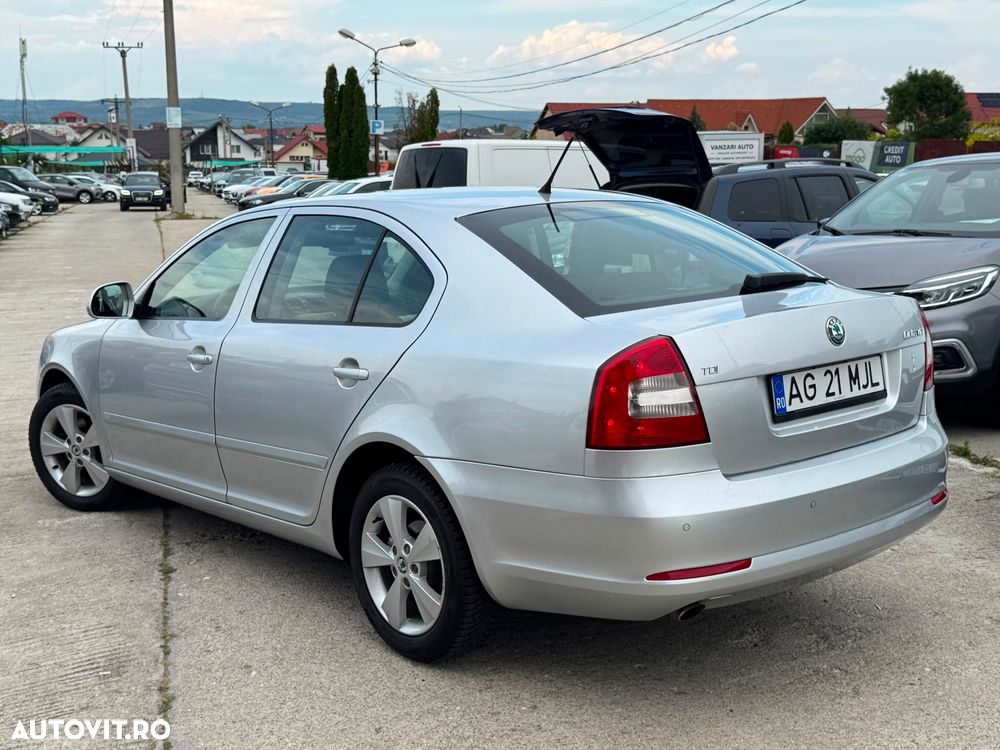 Skoda Octavia 1.6 TDI DPF Ambition Green tec - 3