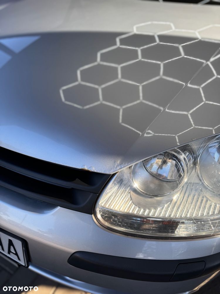 Volkswagen Golf 2.0 FSI Comfortline - 23