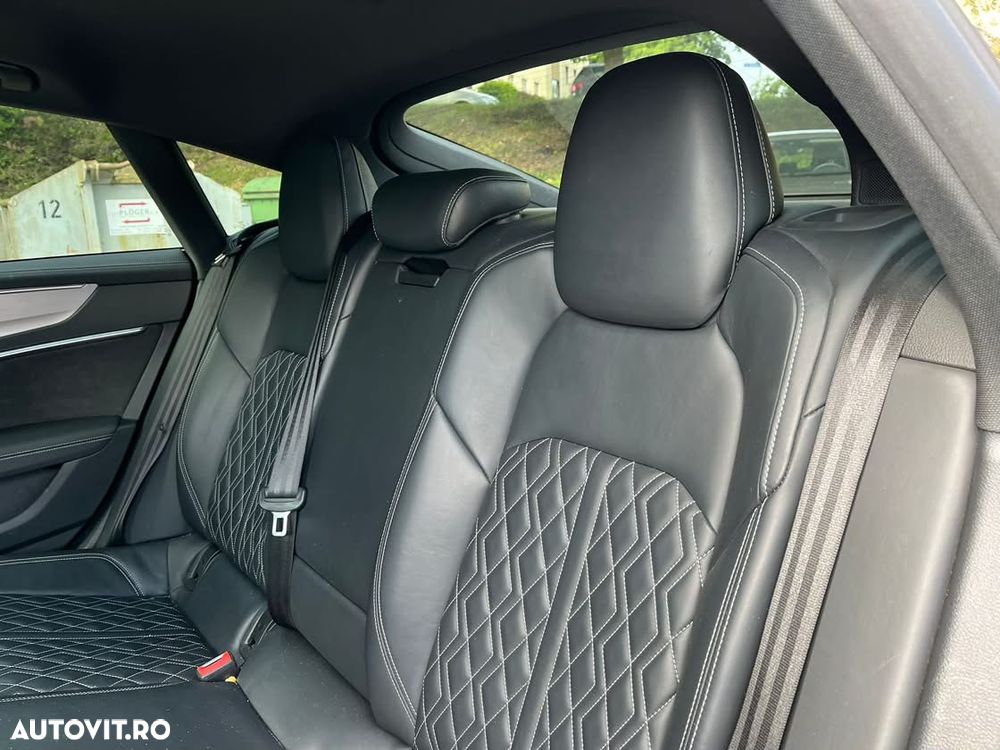 Audi A7 Sportback - 11