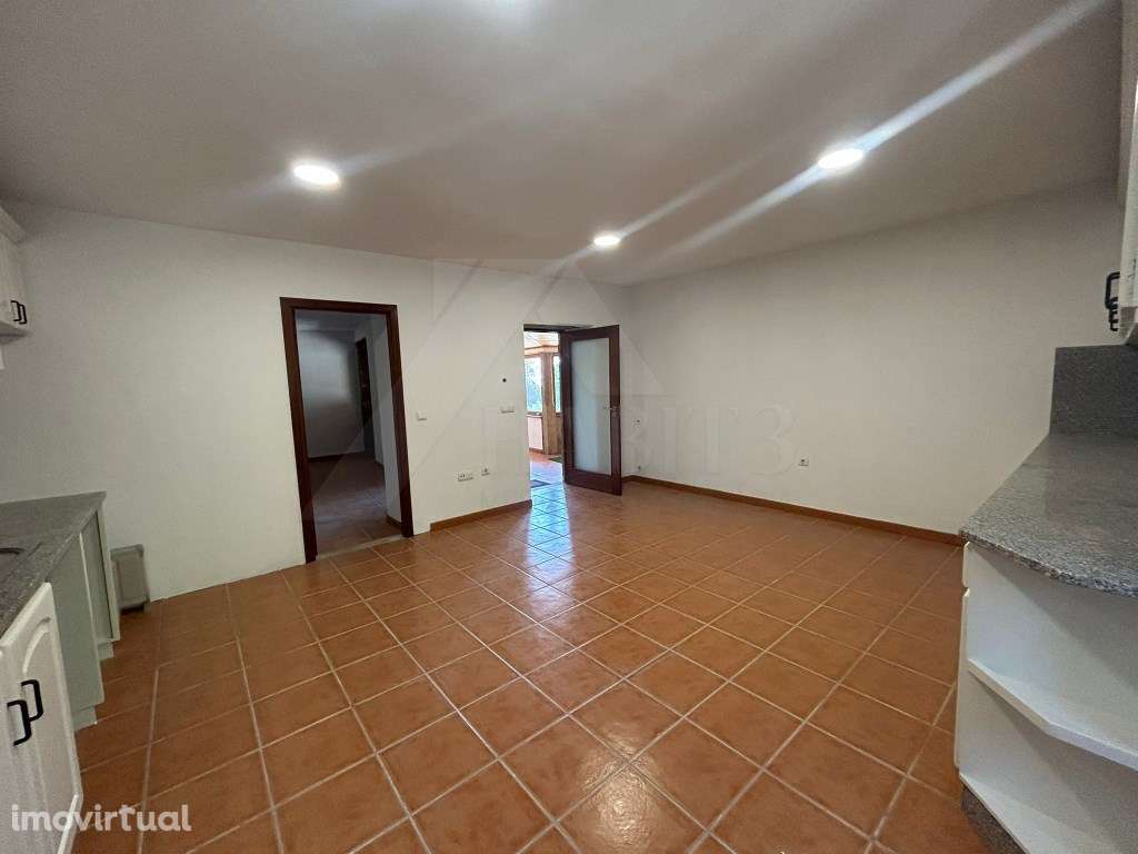 Casa em pedra restaurada, em Cossourado - Grande imagem: 3/28