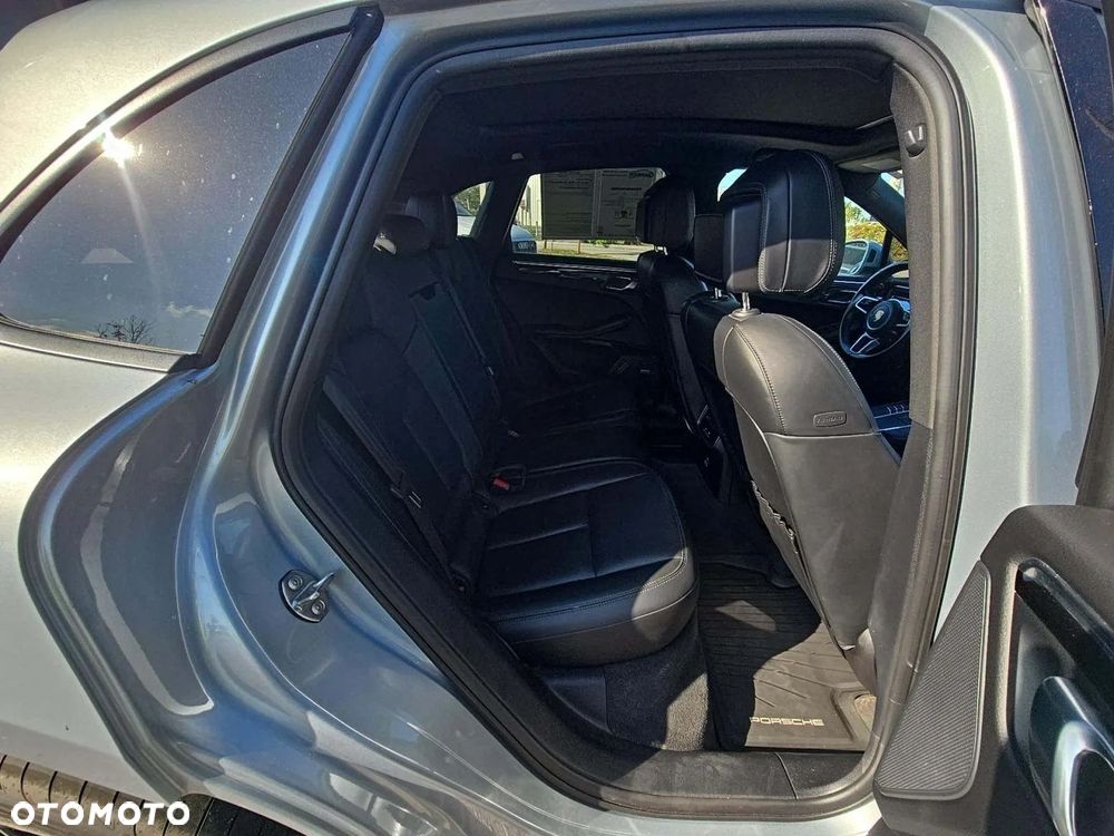 Porsche Macan Standard - 13