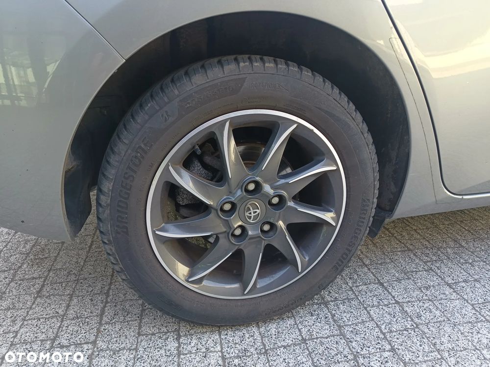 Toyota Auris 1.6 Sol - 13