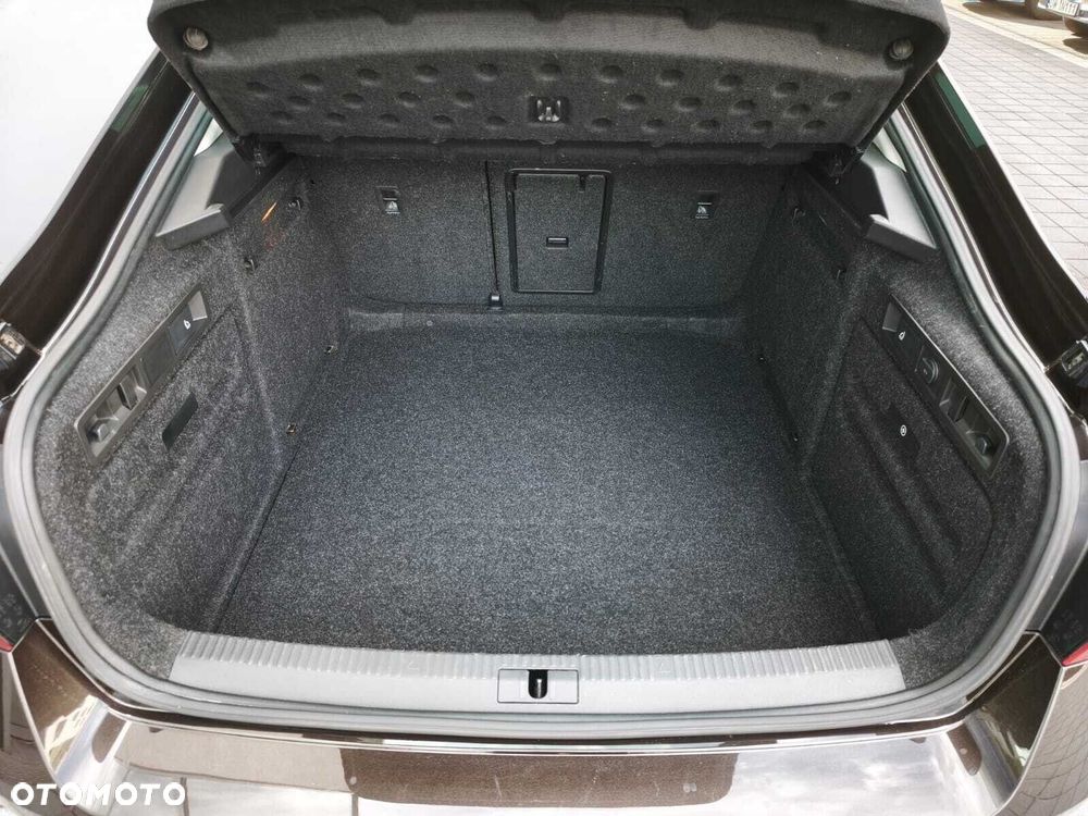 Skoda Superb 2.0 TDI 4x4 Style DSG - 10