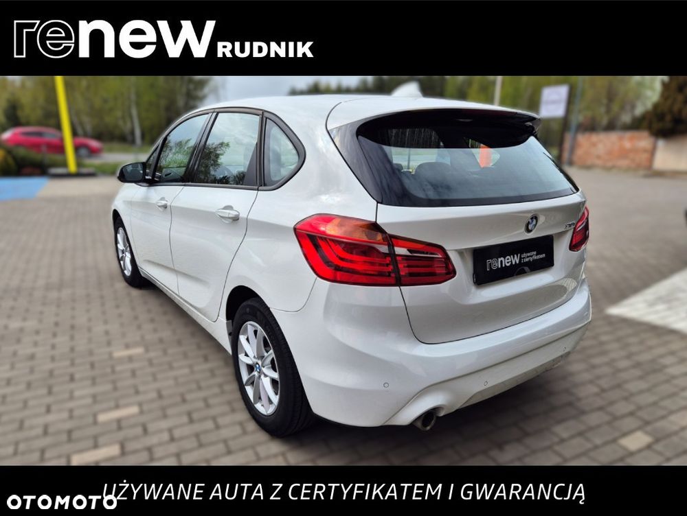 BMW Seria 2 218i - 4