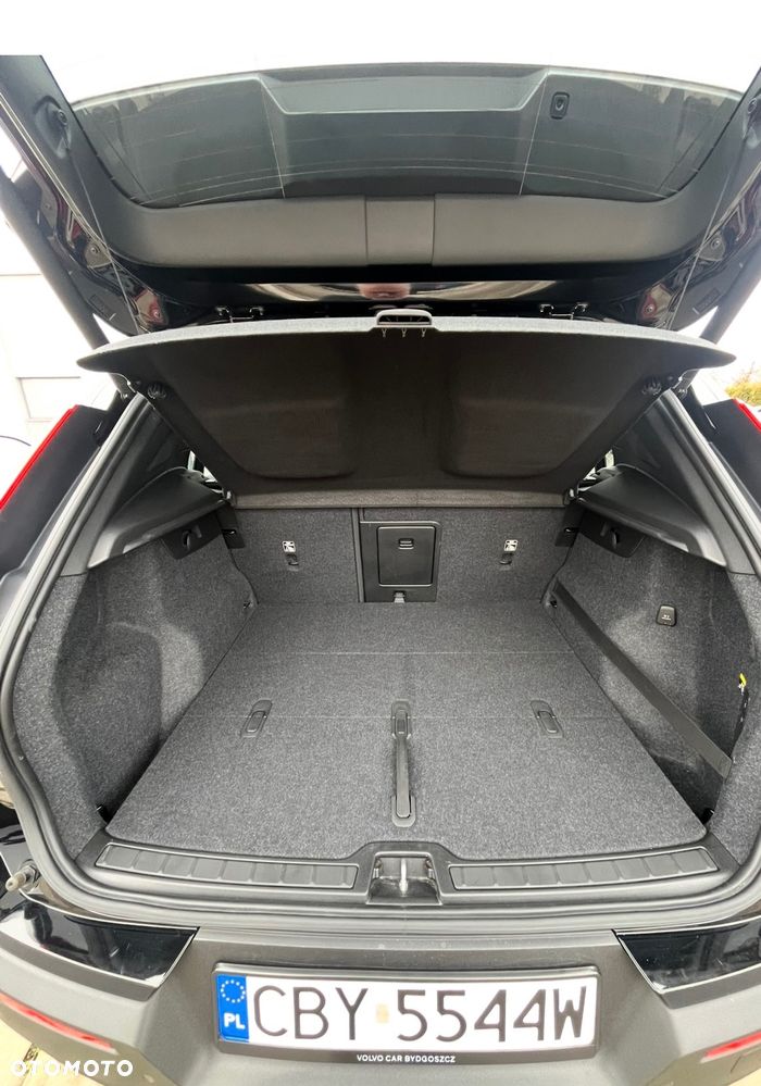 Volvo XC 40 T5 AWD Momentum (Intro Edition) - 11