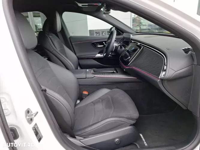 Mercedes-Benz E 400 4MATIC Aut. - 12