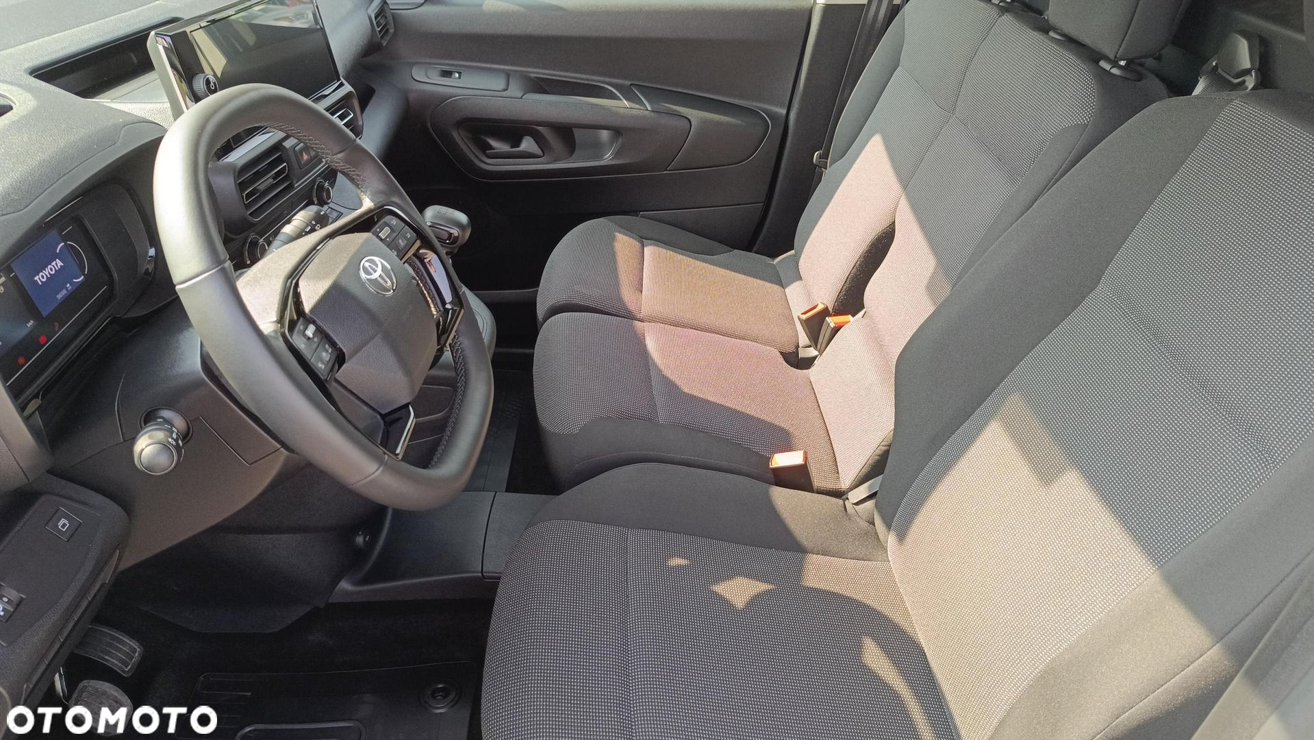 Toyota PROACE CITY - 13
