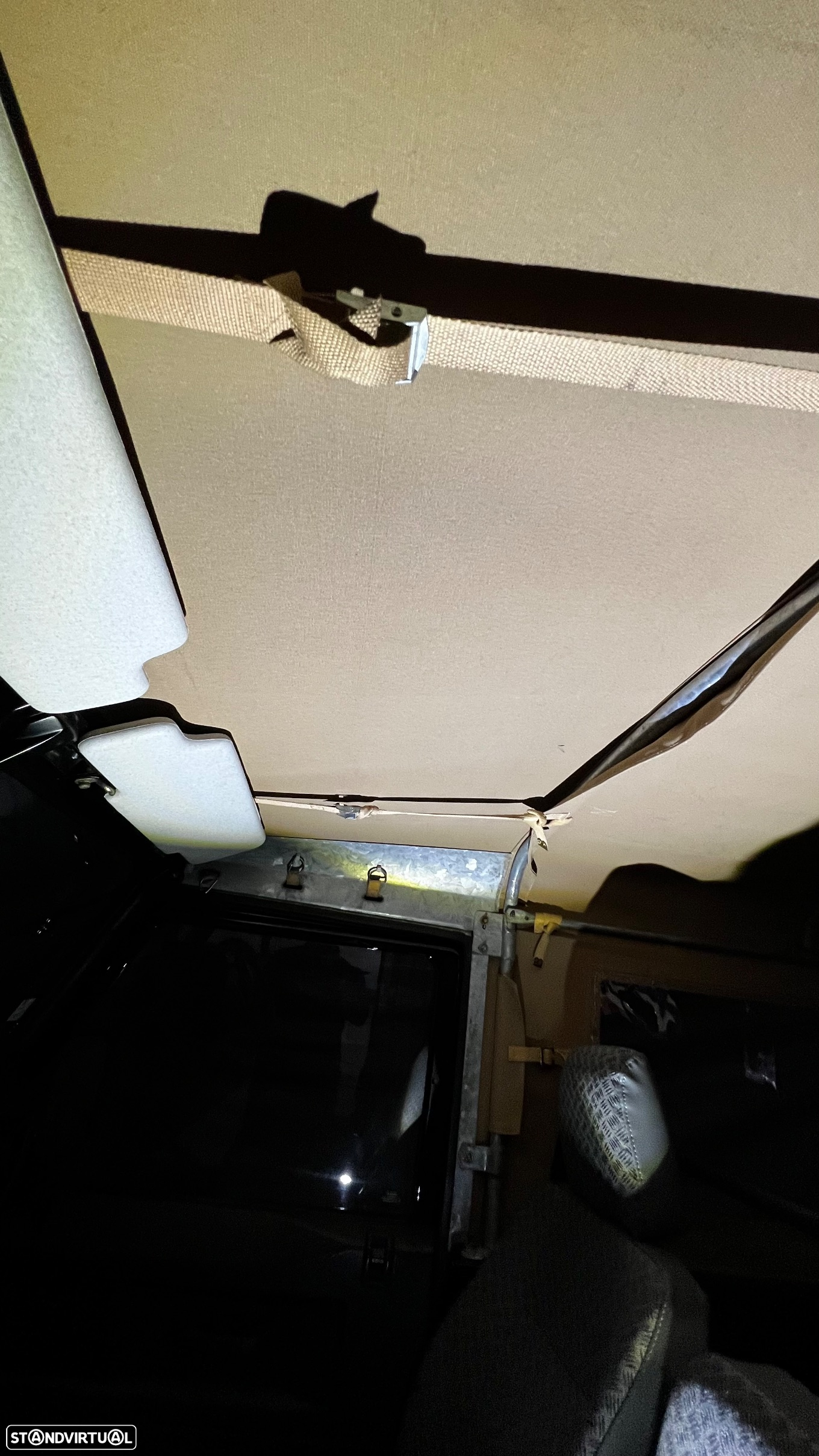 Land Rover Defender 90 SW 2.5 Td5 S - 24