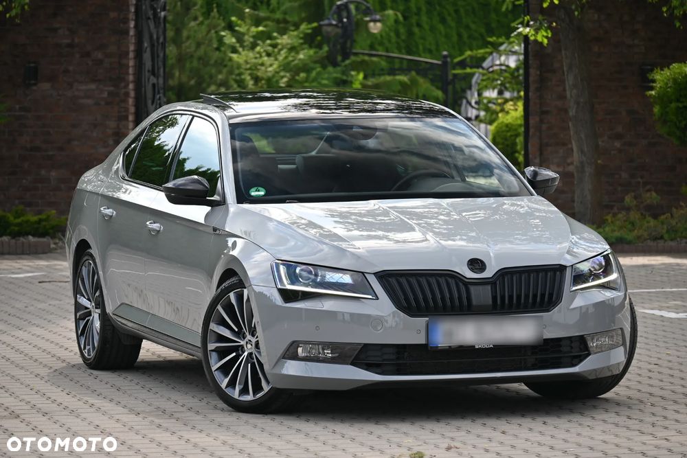 Skoda Superb 2.0 TDI 4x4 DSG Sportline - 6