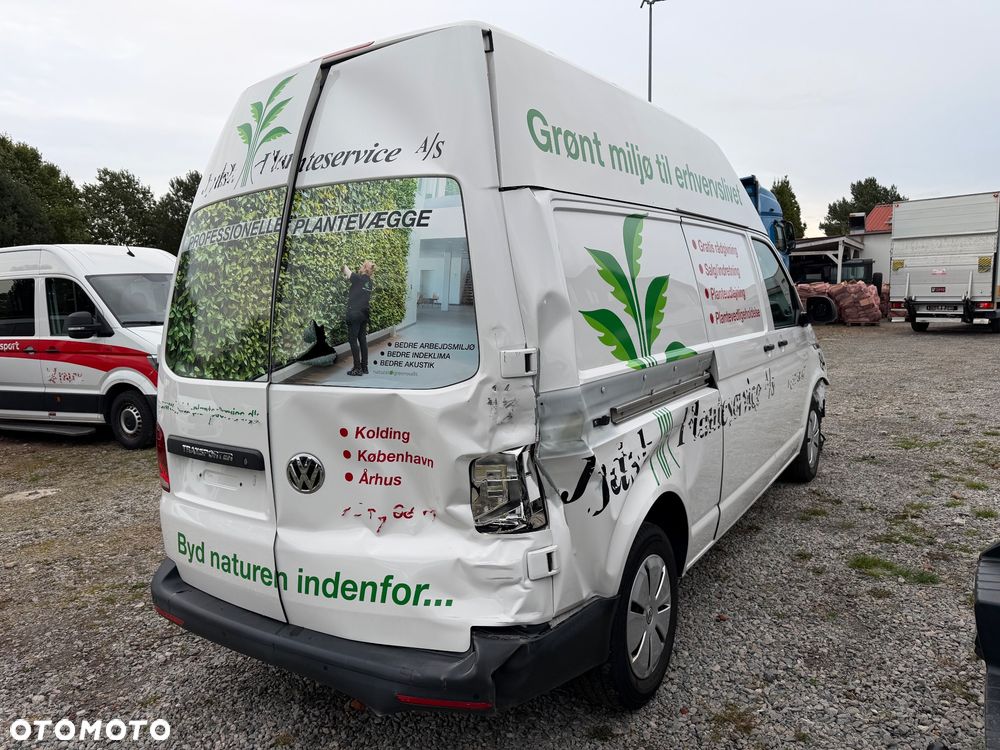 Volkswagen Transporter - 8