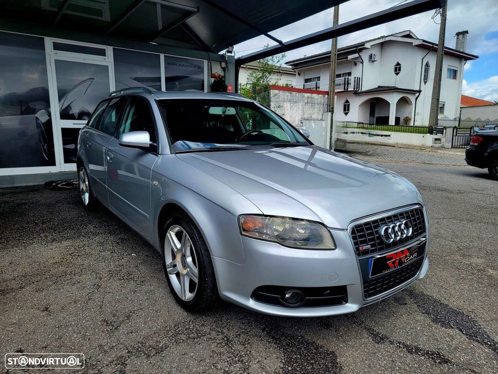 Audi A4 Avant 2.0 TDi S-line - 1