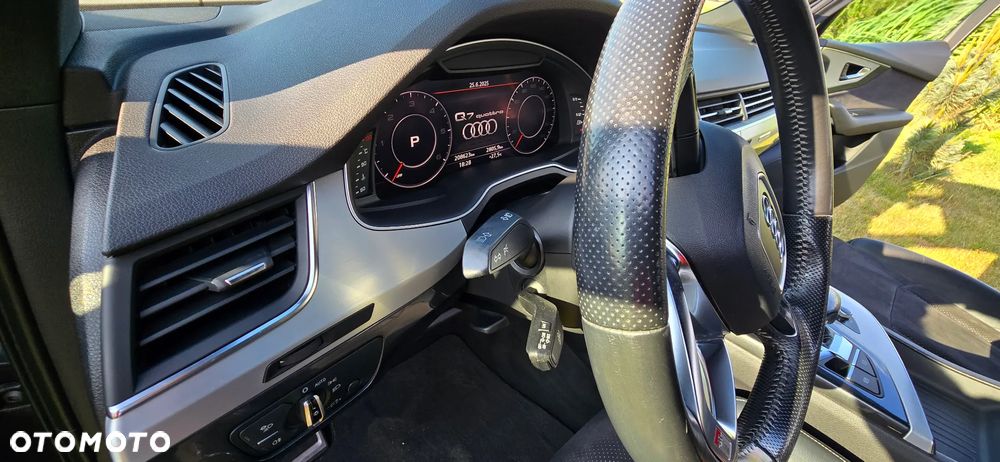 Audi Q7 - 16