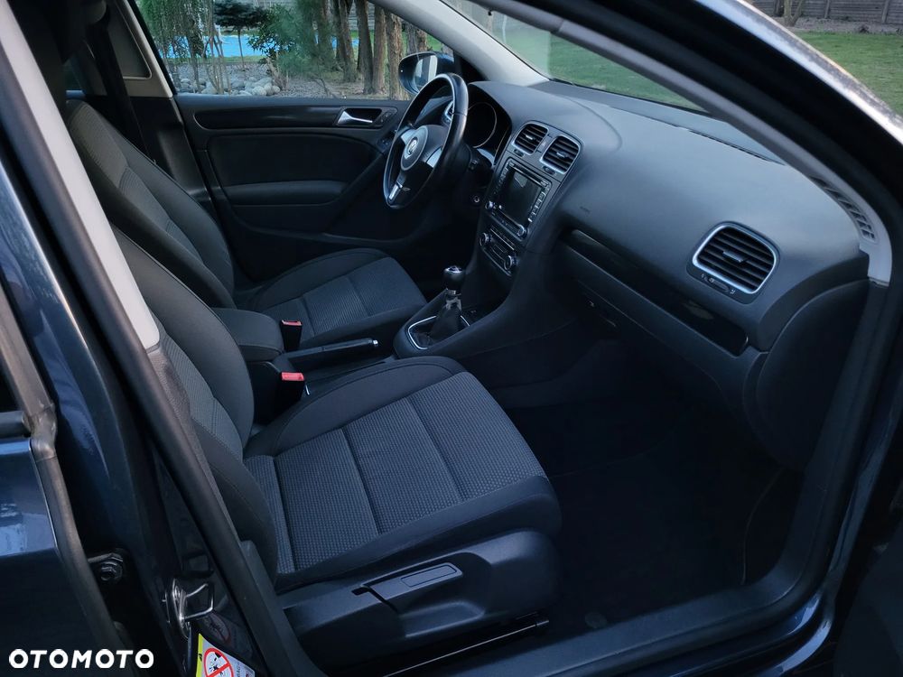 Volkswagen Golf - 9
