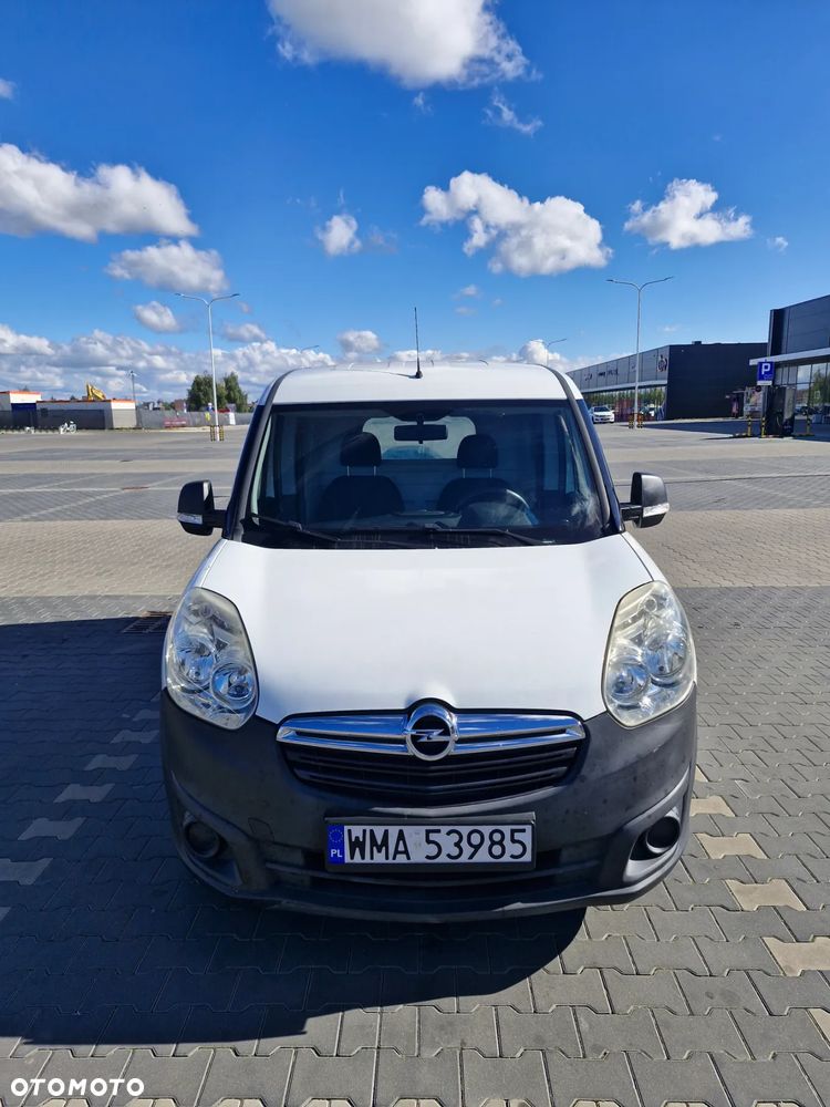 Opel COMBO - 3