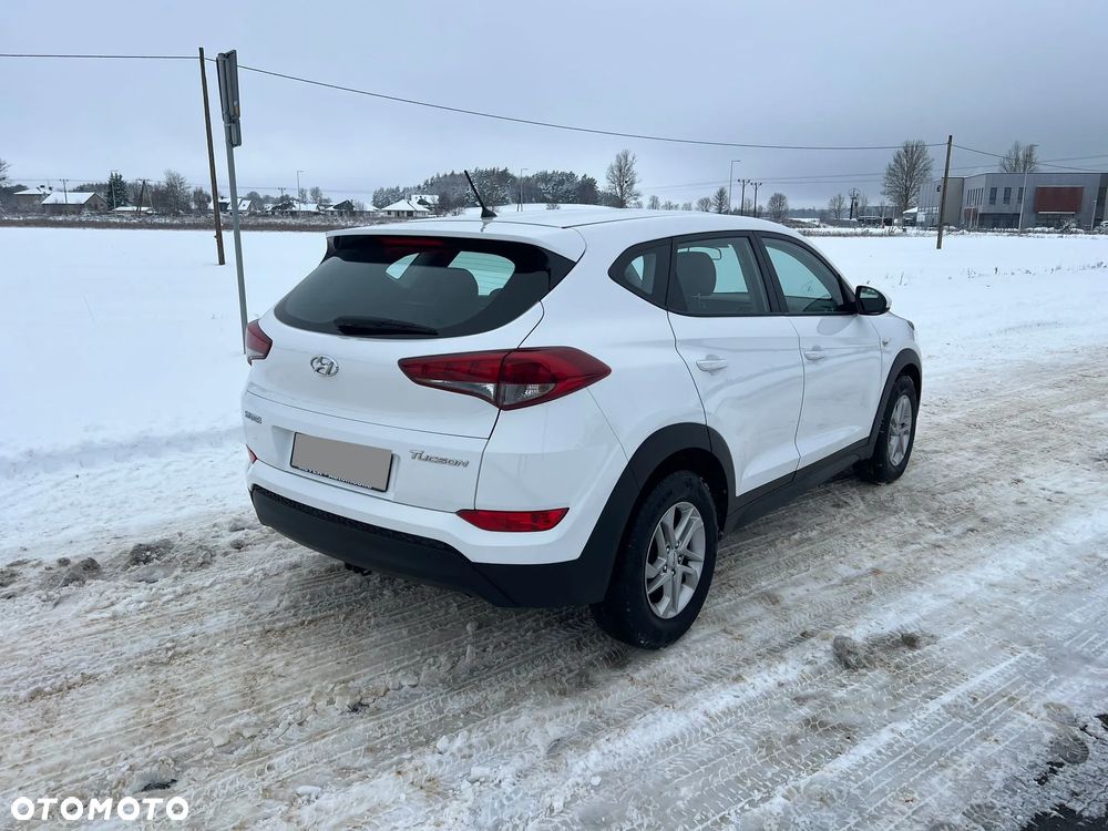 Hyundai Tucson 1.7 CRDI BlueDrive Style 2WD DCT - 4