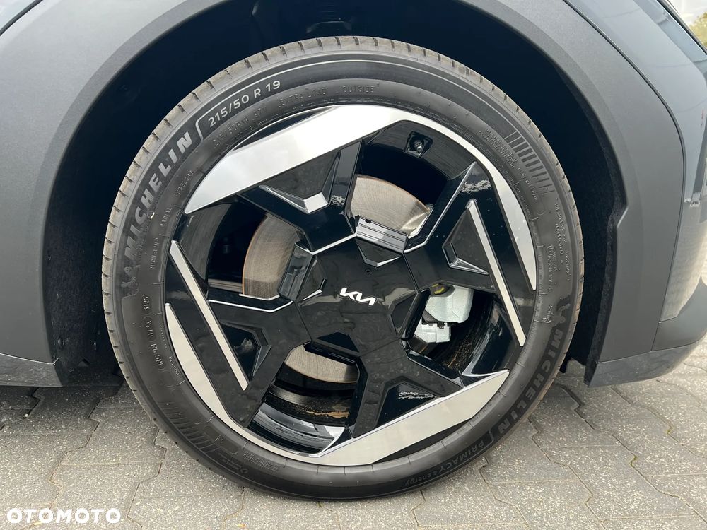 Kia EV4 81.4kWh Business Line - 13