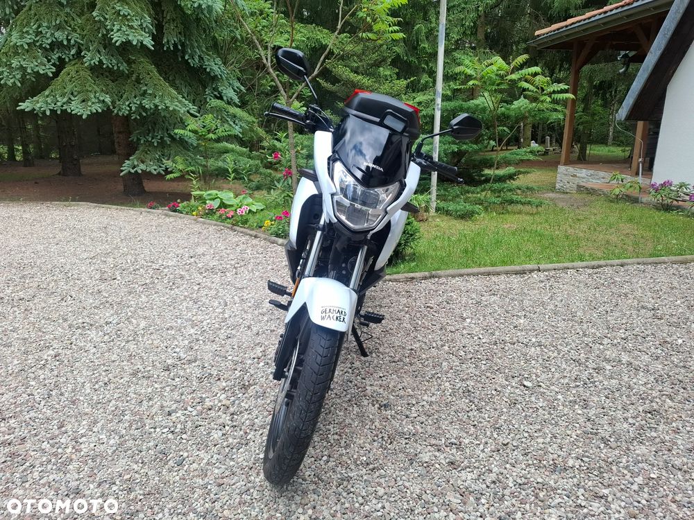 Honda CB - 4