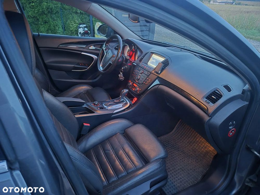 Opel Insignia 2.0 CDTI Cosmo - 11