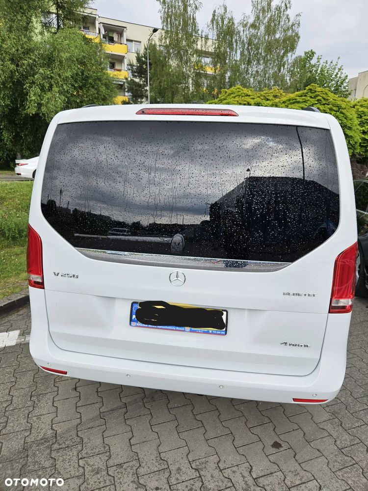 Mercedes-Benz Klasa V 250 (BlueTEC) d lang 4Matic 7G-TRONIC - 6