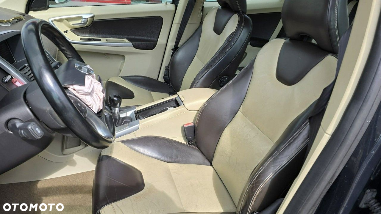 Volvo XC 60 - 10