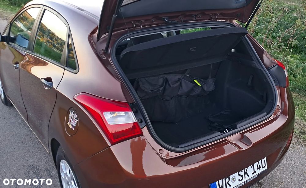 Hyundai i30 1.4 Classic - 26