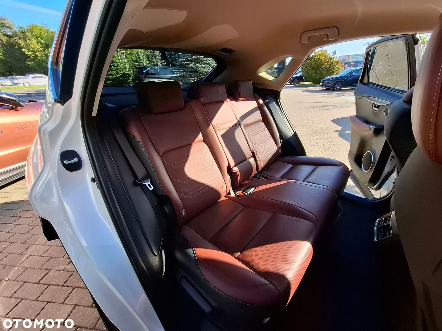 Lexus NX 200t Comfort AWD - 24