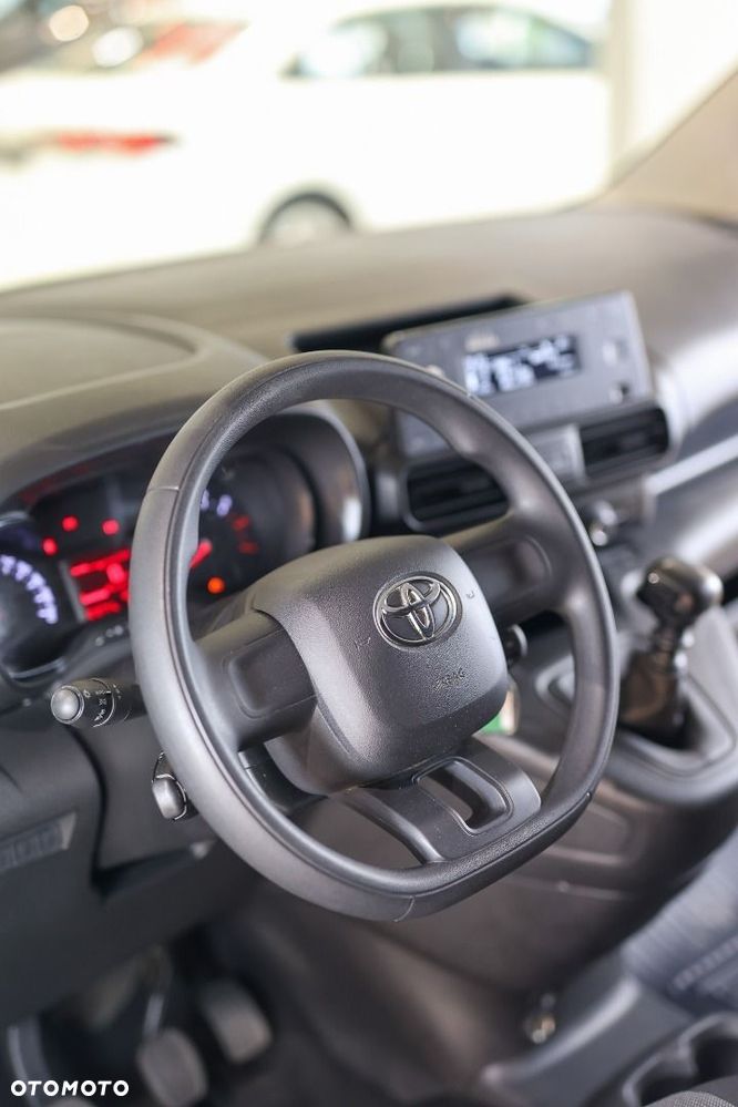 Toyota PROACE CITY - 23