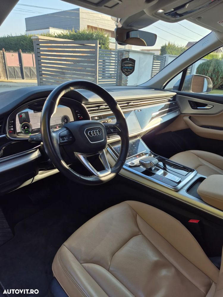 Audi Q7 - 30