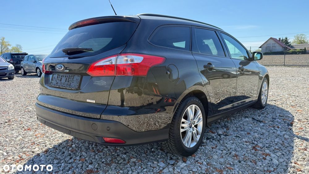 Ford Focus 1.0 EcoBoost Titanium - 27