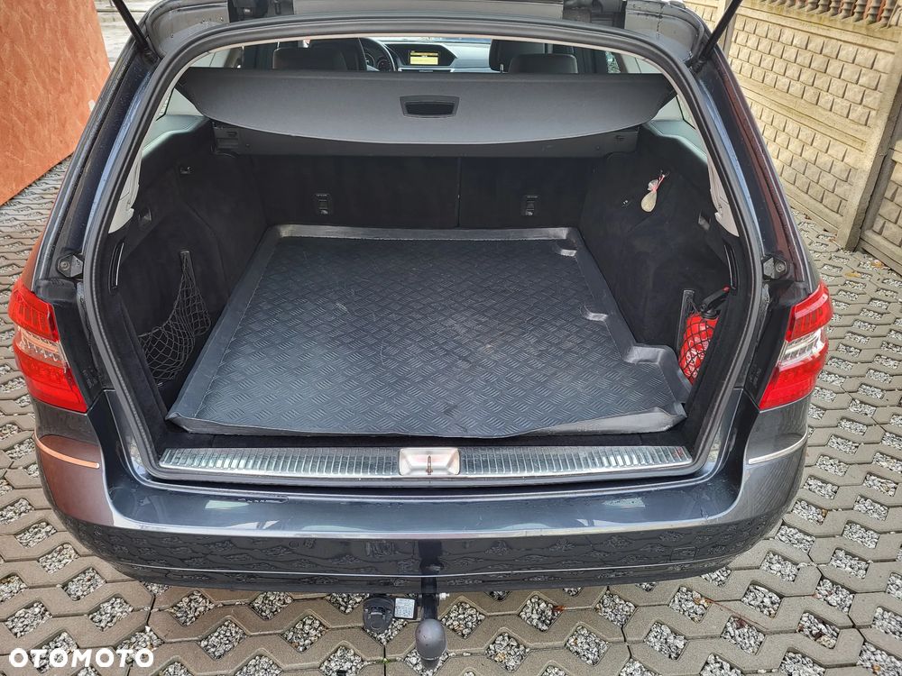 Mercedes-Benz Klasa E 250 CDI DPF BlueEFFICIENCY Automatik Avantgarde - 11