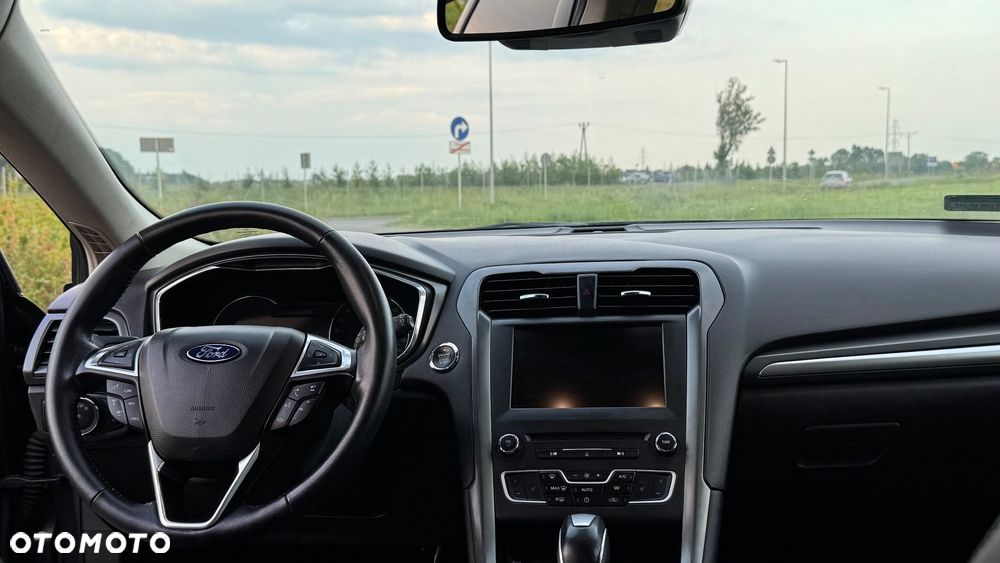Ford Mondeo 2.0 TDCi STart-Stopp PowerShift-Aut Titanium - 13