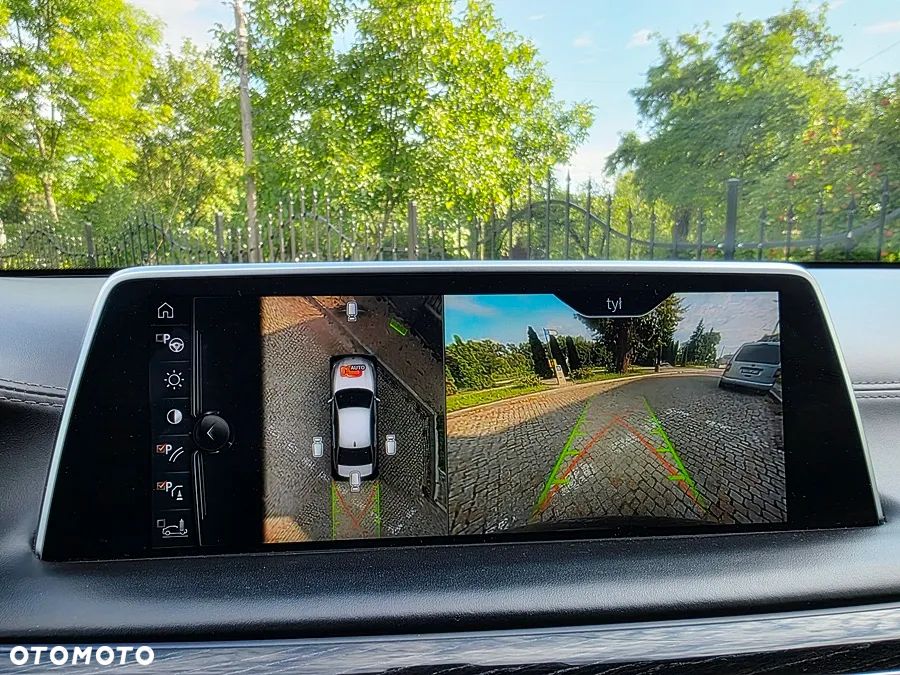 BMW Seria 7 740d xDrive - 10