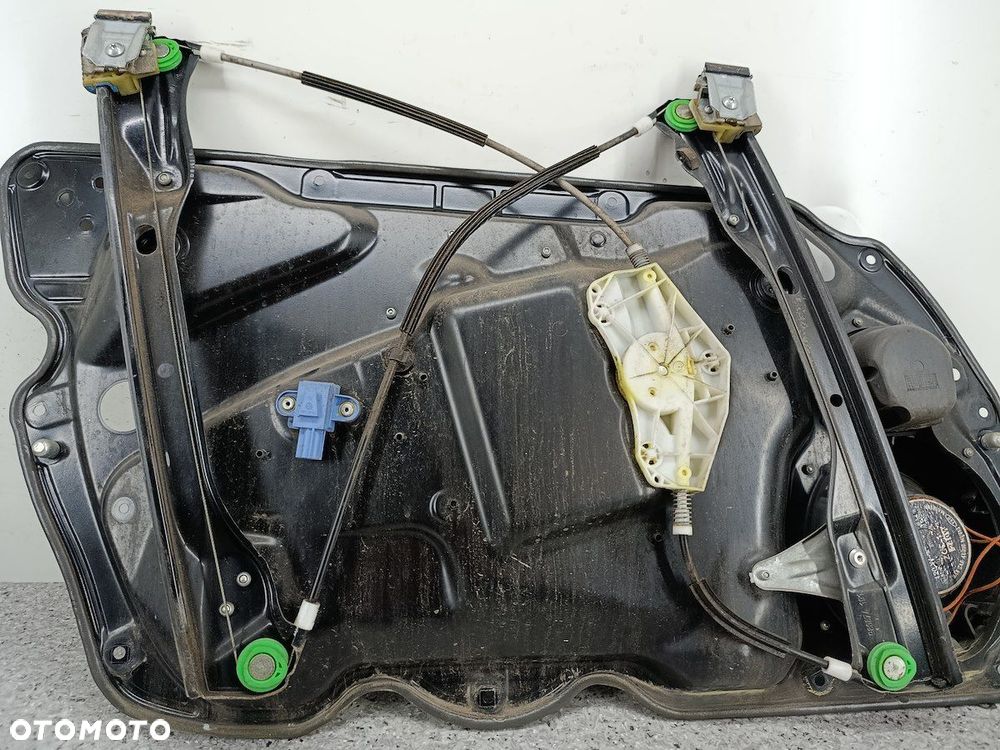 PODNOŚNIK SZYBY PRAWY PRZÓD  VW PASSAT B6 3C1837756F 1K0959792G 980852-109 - 7