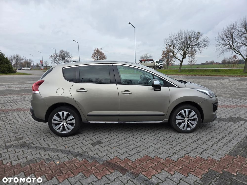 Peugeot 3008 1.2 PureTech GPF Allure S&S - 34