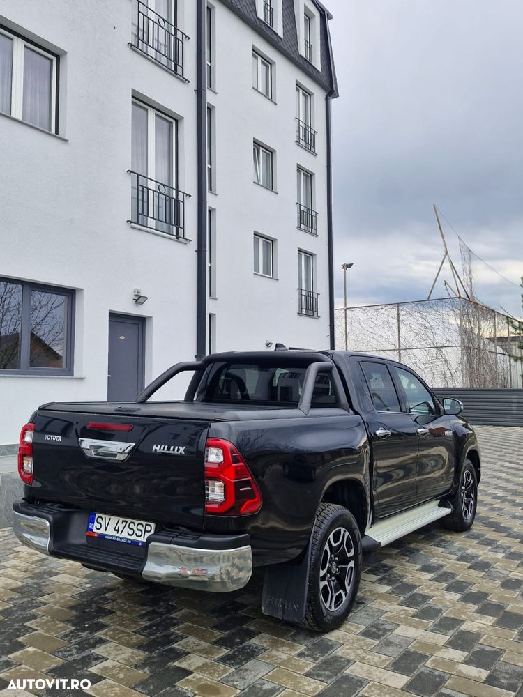 Toyota Hilux 2.8D 204CP 4x4 Double Cab AT Executive - 8