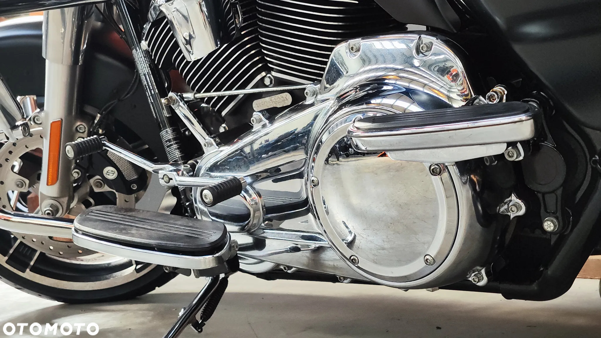 Harley-Davidson FLHXS Special - 22