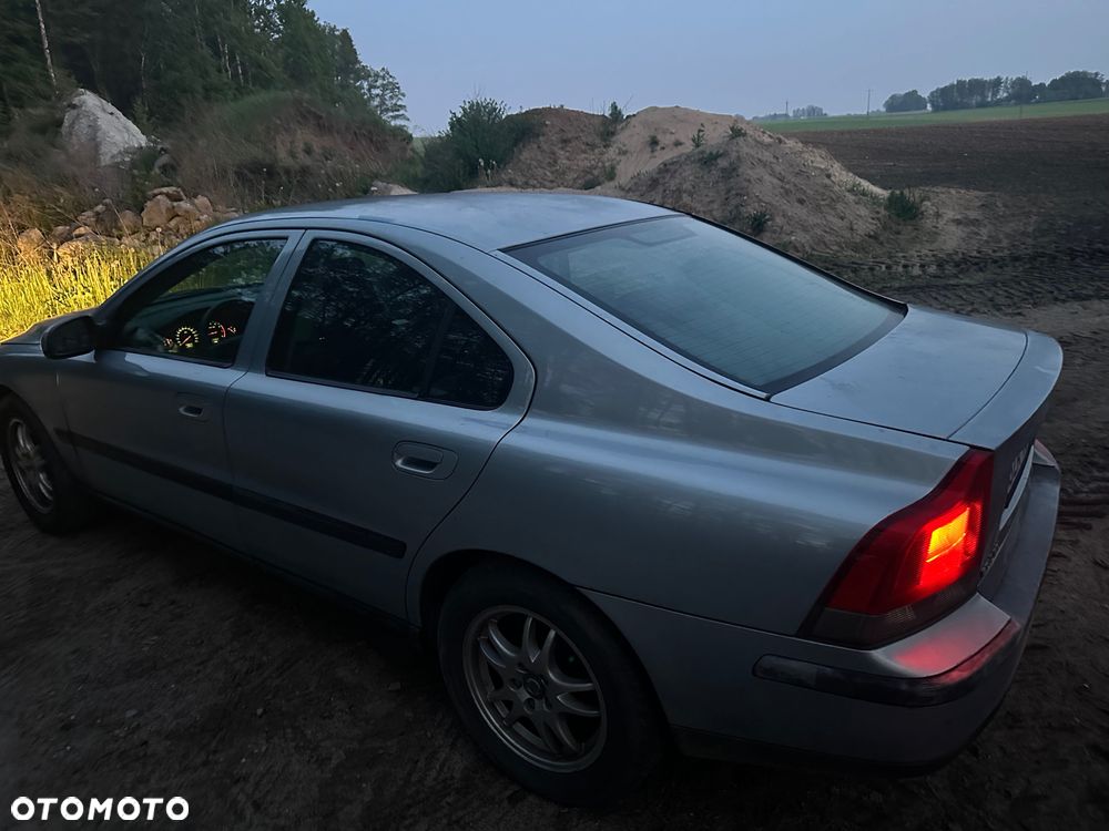 Volvo S60 - 4